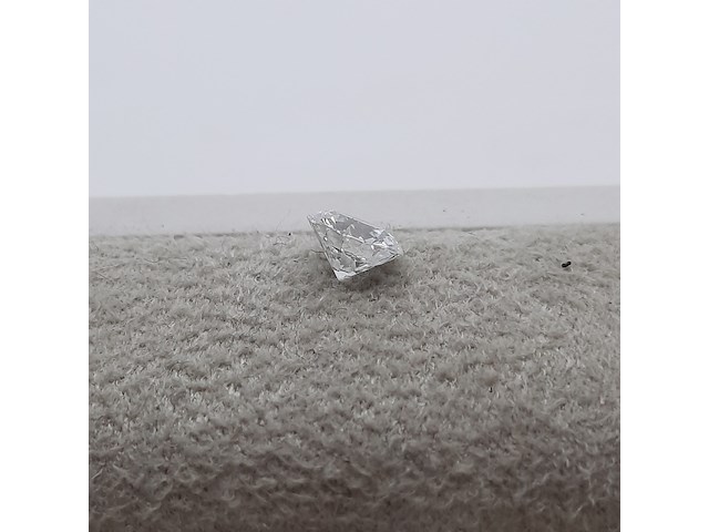 Briljant geslepen diamant, 0,43 kt (lc), f - afbeelding 2 van  6