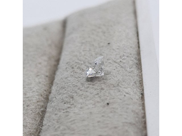Briljant geslepen diamant, 0,43 kt (lc), f - afbeelding 4 van  6