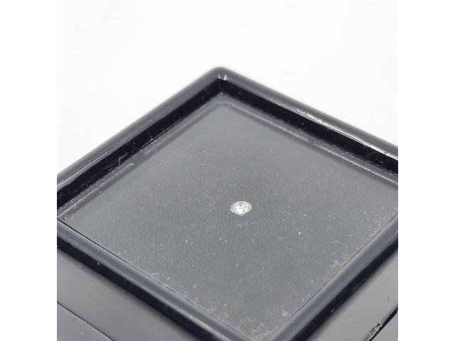 Briljant geslepen diamant, ca. 0,03 karaats - afbeelding 3 van  4