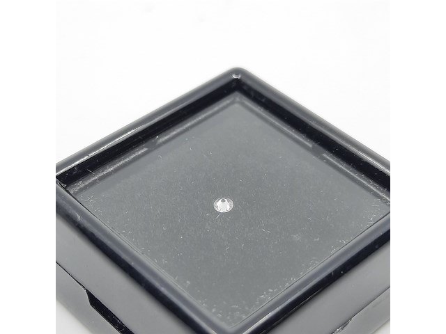 Briljant geslepen diamant, ca 0,03 karaats - afbeelding 2 van  4