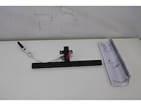 Briloner dun led spiegellamp spiegelverlichting badkamer neutral wit licht - afbeelding 4 van  5