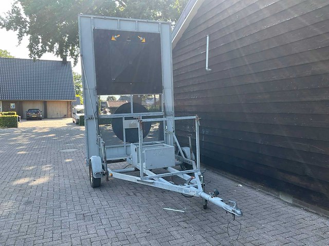 Brimos pijlwagen overige wegenbouw - afbeelding 1 van  3