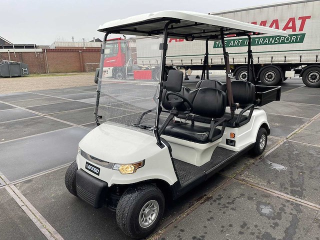 Bringo cm4 golfkar elektrisch 4 persoons - afbeelding 1 van  8