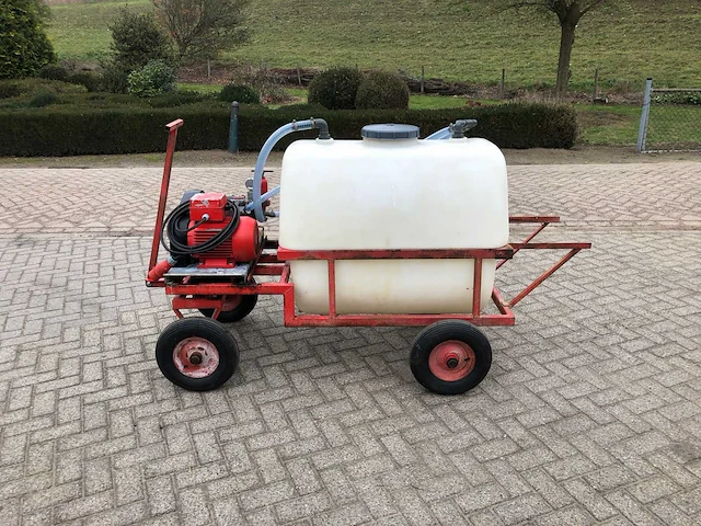 Brinkman 400 ltr spuitwagen - afbeelding 3 van  5