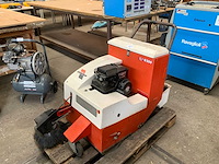 Brinkman r 500 veegmachine - afbeelding 1 van  4