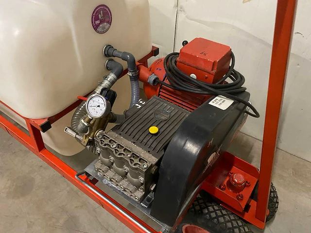 Brinkman spw500l spuitwagen - afbeelding 7 van  8