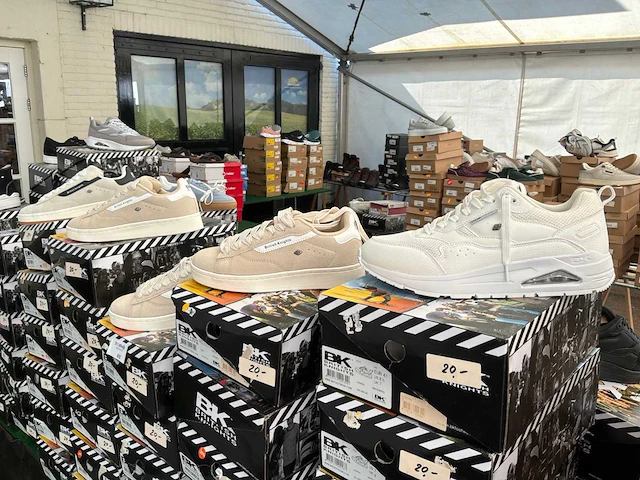 British knight heren en damessneakers (34x) - afbeelding 1 van  9