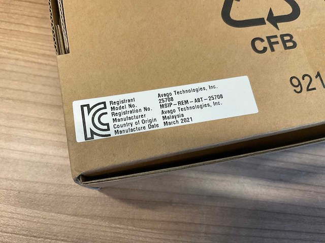 Broadcom megaraid sas storage controller - afbeelding 4 van  4