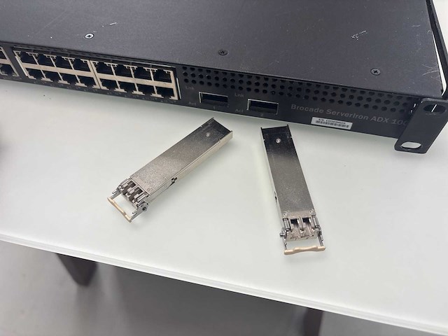 Brocade serveriron adx 1000 optical network switch - afbeelding 7 van  7