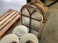 Brocante / antieke ramen en bloempotten - afbeelding 4 van  5