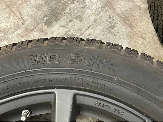 Brock / nokian wr suv4 velgen met banden (4x) - afbeelding 3 van  13