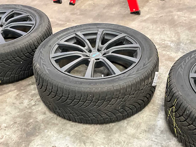Brock / nokian wr suv4 velgen met banden (4x) - afbeelding 8 van  13