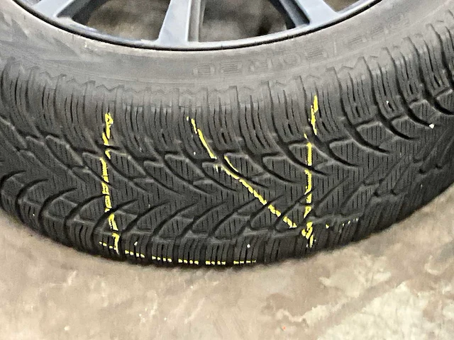 Brock / nokian wr suv4 velgen met banden (4x) - afbeelding 11 van  13