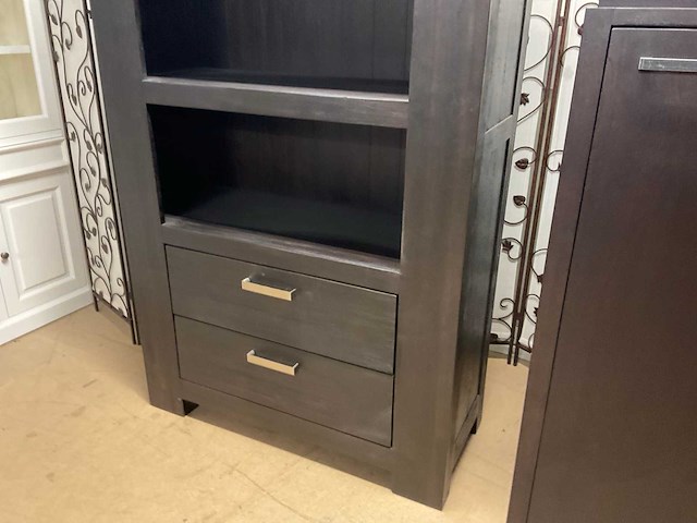 Brodwin boekenkast - afbeelding 9 van  11