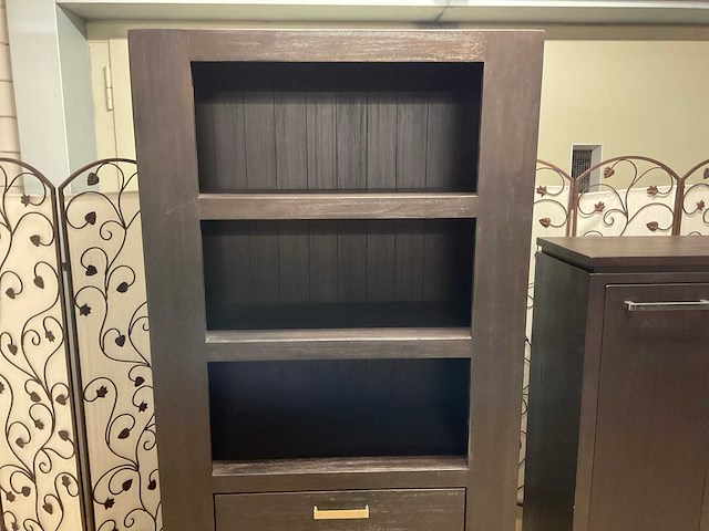 Brodwin boekenkast - afbeelding 11 van  11