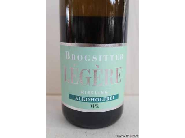 Brogsitter légëre riesling alcohol vrij - 75 cl - winkelverkoopprijs € 11.95 - afbeelding 2 van  3