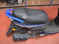 Bromfiets klasse a "jtc" new spider 25km , type jj50qt-3, variant 00, versie 03, ch.nr. llptcba02m1080076, bouwjaar 17-05-2022 met sleutel en boorddocumenten - afbeelding 10 van  20