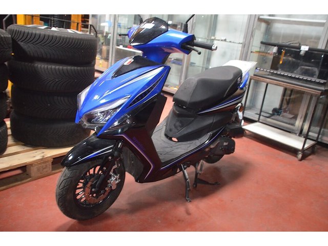 Bromfiets klasse a "jtc" new spider 25km , type jj50qt-3, variant 00, versie 03, ch.nr. llptcba02m1080076, bouwjaar 17-05-2022 met sleutel en boorddocumenten - afbeelding 13 van  20