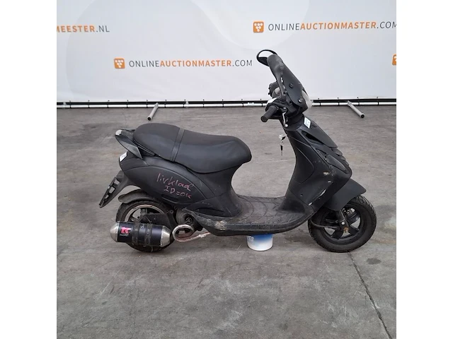 Bromfiets, piaggio, zip, 2009 - afbeelding 1 van  19