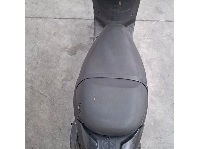 Bromfiets, piaggio, zip, 2009 - afbeelding 19 van  19