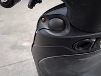 Bromfiets, piaggio, zip, 2019 - afbeelding 13 van  21