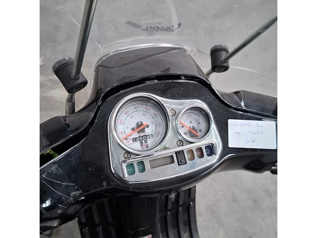 Bromfiets, vespa, lx 4t, 2011 - afbeelding 4 van  24