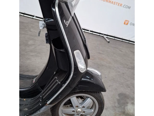 Bromfiets, vespa, lx 4t, 2011 - afbeelding 7 van  24