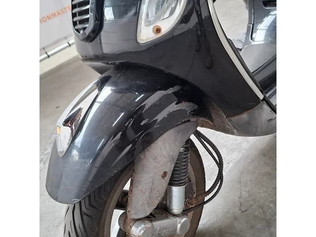 Bromfiets, vespa, lx 4t, 2011 - afbeelding 10 van  24