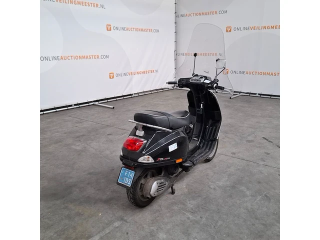 Bromfiets, vespa, lx 4t, 2011 - afbeelding 23 van  24