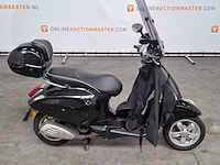 Bromfiets, vespa, primavera 4t, 2017