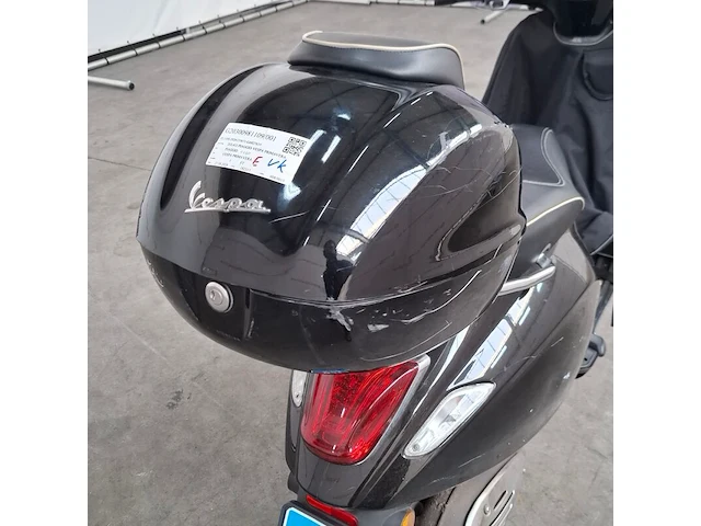 Bromfiets, vespa, primavera 4t, 2017 - afbeelding 16 van  25