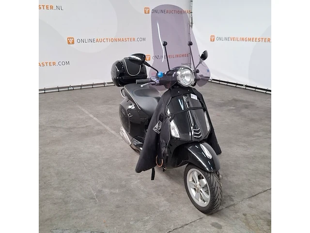 Bromfiets, vespa, primavera 4t, 2017 - afbeelding 12 van  25