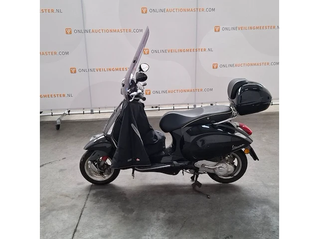 Bromfiets, vespa, primavera 4t, 2017 - afbeelding 21 van  25
