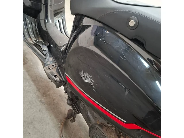 Bromfiets, vespa, snorscooter, 2022 - afbeelding 9 van  19