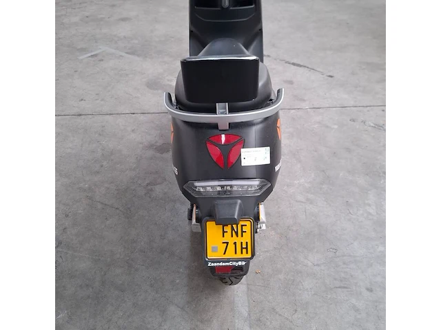 Bromfiets, yadea, g5, 2026 - afbeelding 10 van  19