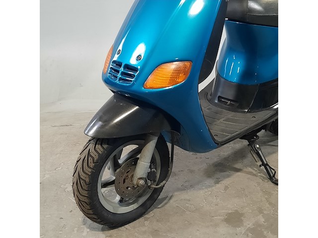 Bromfiets/snorfiets, piaggio, zip - afbeelding 6 van  17