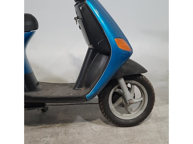 Bromfiets/snorfiets, piaggio, zip - afbeelding 12 van  17