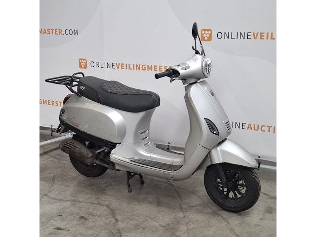 Bromscooter, gts, toscana, 2022 - afbeelding 12 van  38