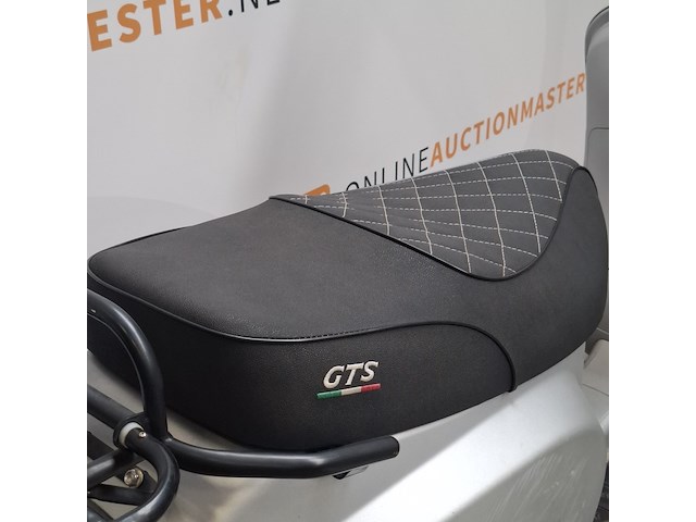 Bromscooter, gts, toscana, 2022 - afbeelding 35 van  38