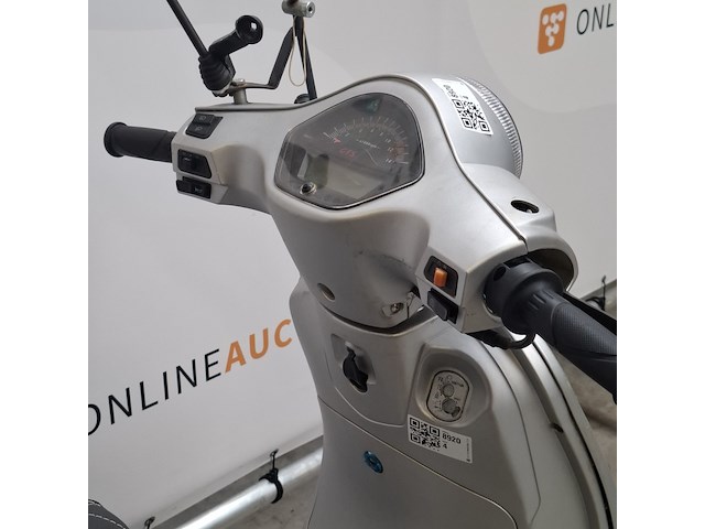 Bromscooter, gts, toscana, 2022 - afbeelding 37 van  38