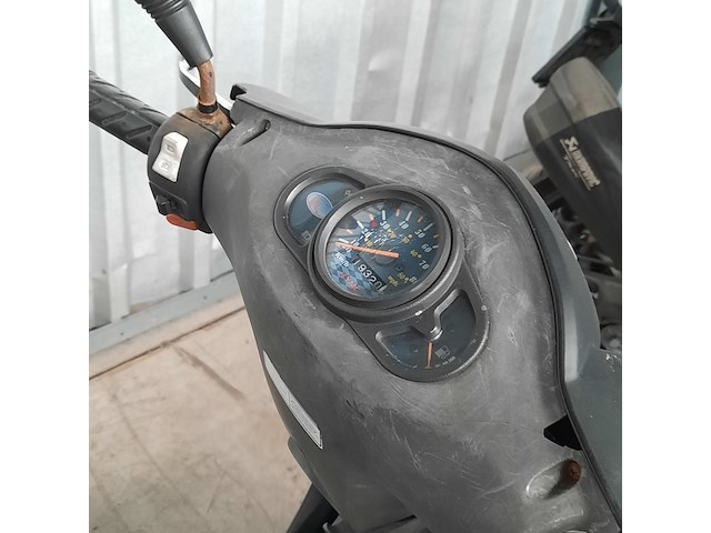 Bromscooter, kymco, agility 50 - afbeelding 11 van  20