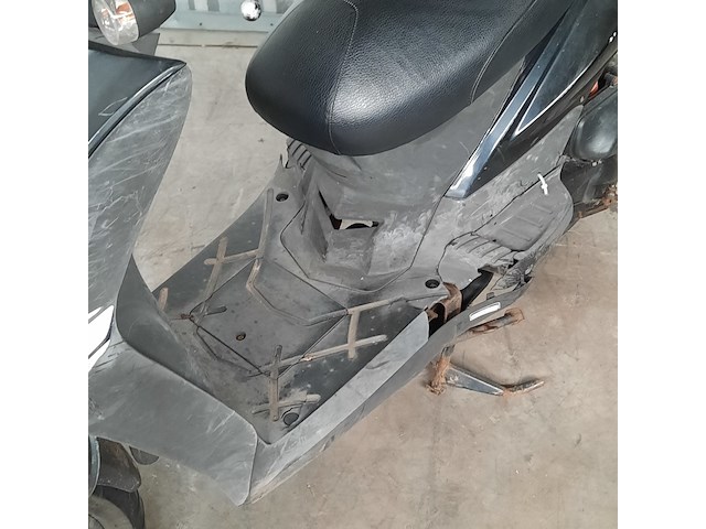 Bromscooter, kymco, agility 50 - afbeelding 19 van  20