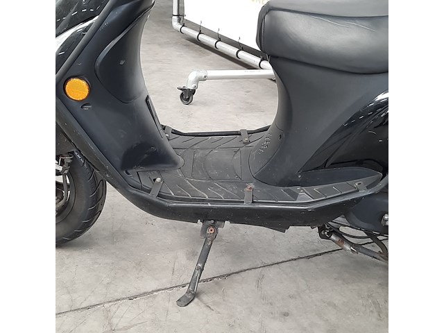 Bromscooter, la souris, city, 2024 - afbeelding 11 van  26