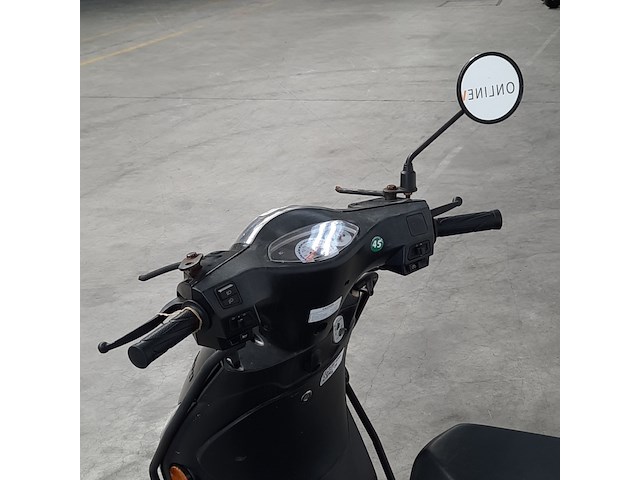 Bromscooter, la souris, city, 2024 - afbeelding 13 van  26
