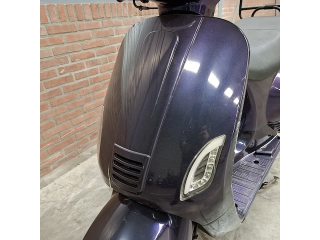 Bromscooter, la souris, sourini, 2019 - afbeelding 65 van  77