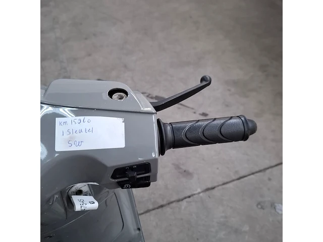 Bromscooter, la souris, sourini, 2022 - afbeelding 3 van  21