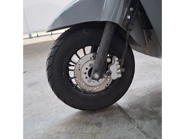 Bromscooter, la souris, sourini, 2022 - afbeelding 7 van  21