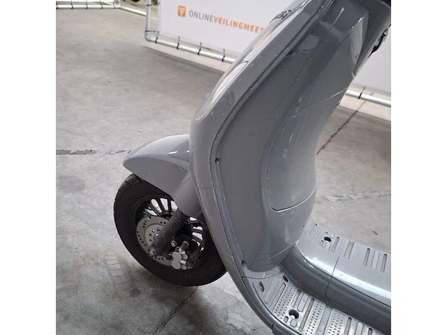 Bromscooter, la souris, sourini, 2022 - afbeelding 10 van  21
