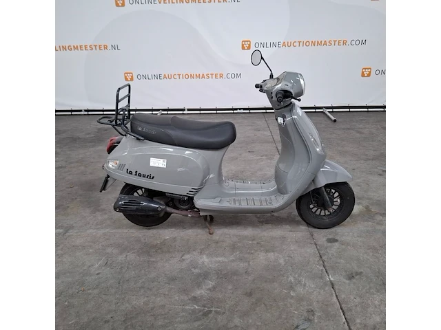 Bromscooter, la souris, sourini, 2022 - afbeelding 1 van  21