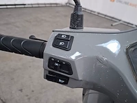 Bromscooter, la souris, sourini, 2022 - afbeelding 13 van  21